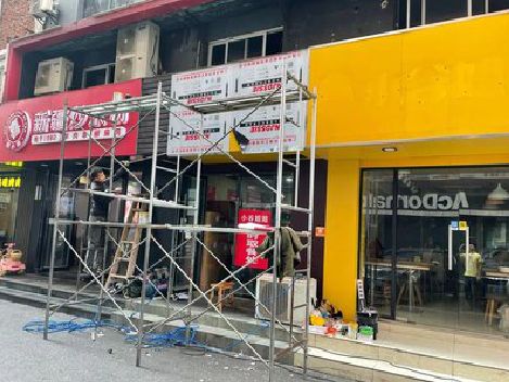 固镇制作广告招牌如何避免它发黄？